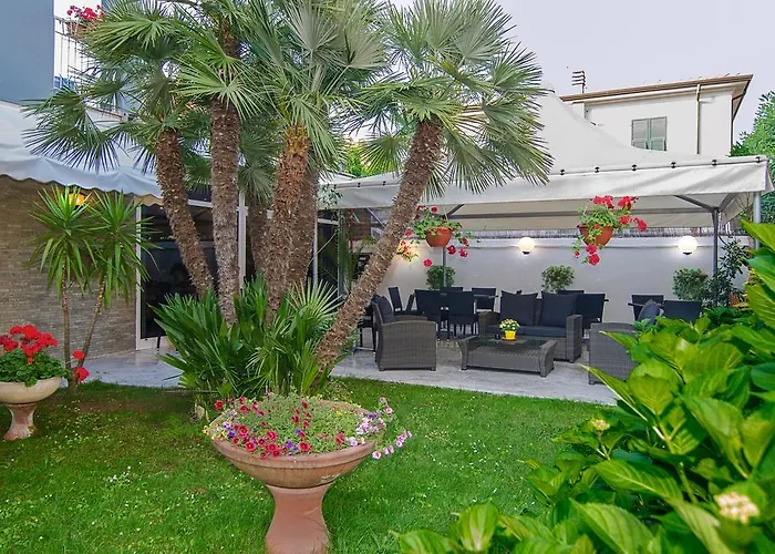 Hotel Scandinavia Marina di Massa